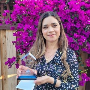 Meet your Posher, Edith